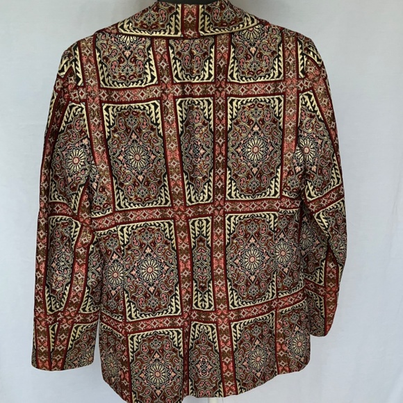 Vintage brocade blazer (S) with metallic gold threads. - Picture 4 of 16